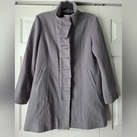 NWOT Garnet Hill Gray Ribbon Candy Ruffle Front Wool Coat Size 18 - Picture 2 of 16